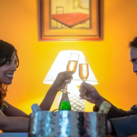 Alojamento de Acomodação e Pequeno-almoço La Maison Del Sole 4*