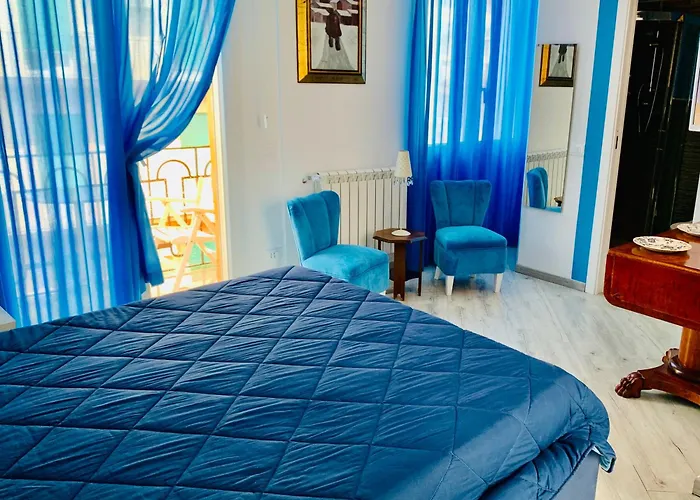 La Maison Del Sole Couette-café 4*