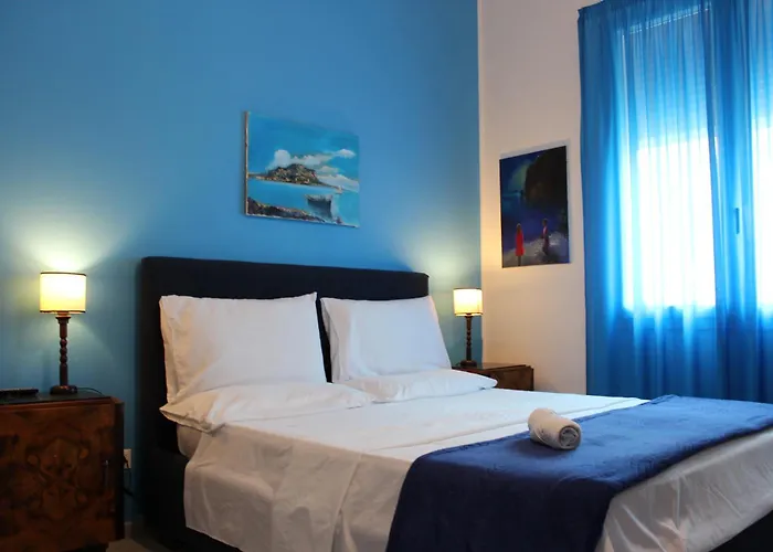 La Maison Del Sole Couette-café 4*